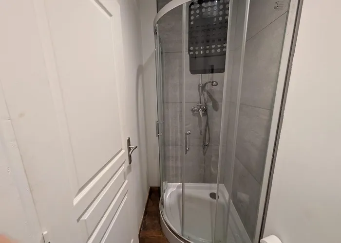 Pyrenean Pursuits * Biert